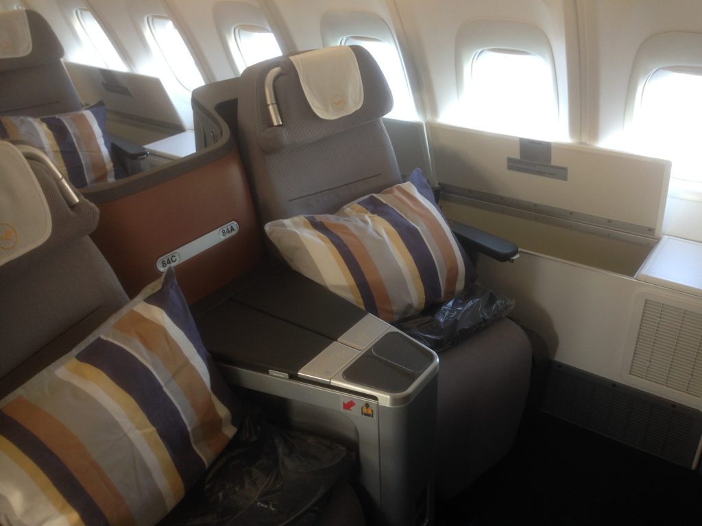 Lufthansa business class improvements in 2018 - pj's, duvets and ...